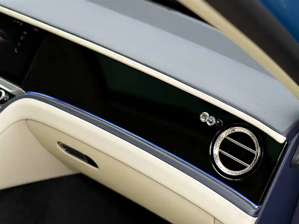 BENTLEY FLYING SPUR PLUG IN HYBRID