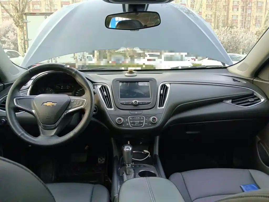 Chevrolet Malibu XL 2017 1.5T Auto Sport Edition фото 13