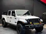 Фото 8 - Jeep Gladiator