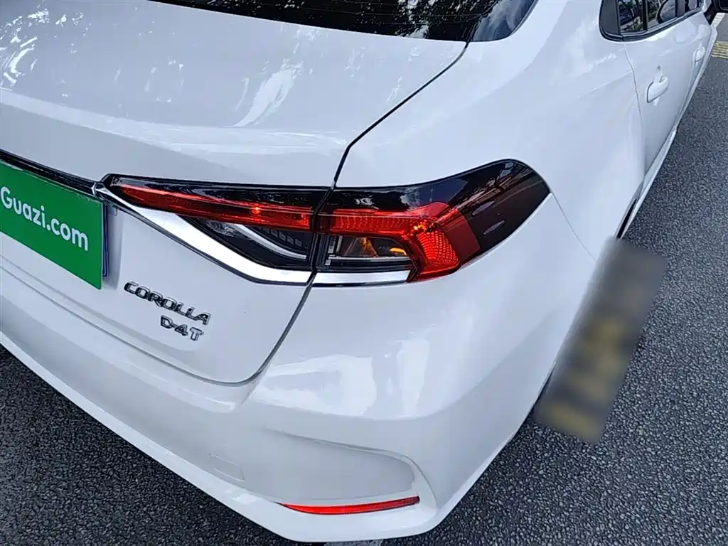 Toyota Corolla 2019 1.2T S-CVT GL-i Elite Edition фото 8