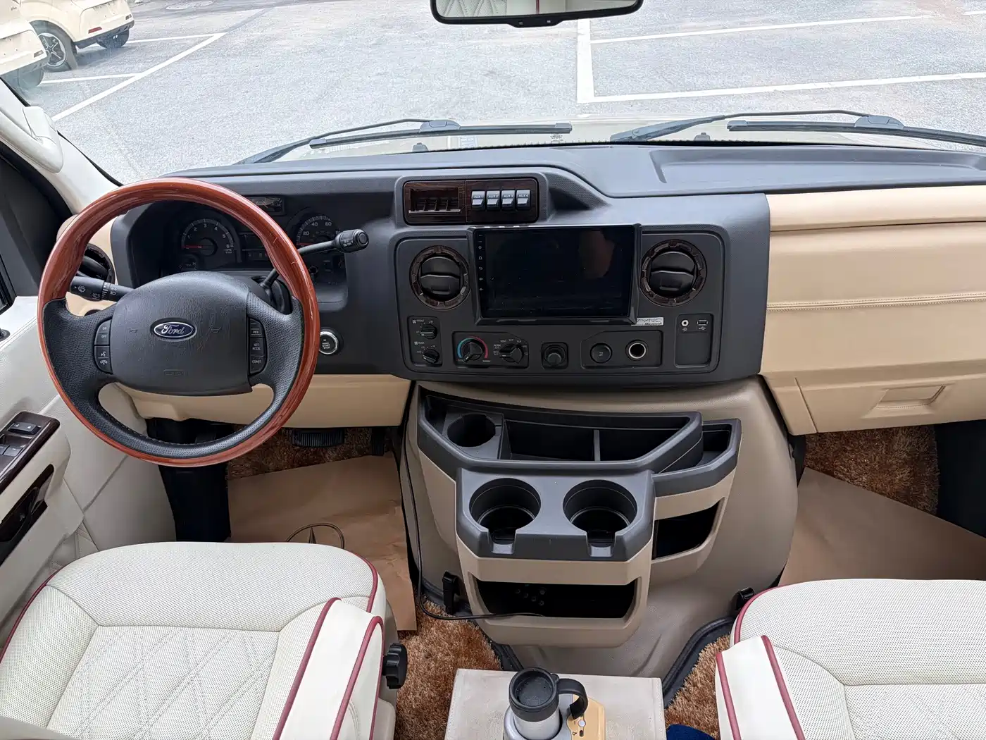 Ford E350 2014 2011 5.4L Platinum Limited Edition