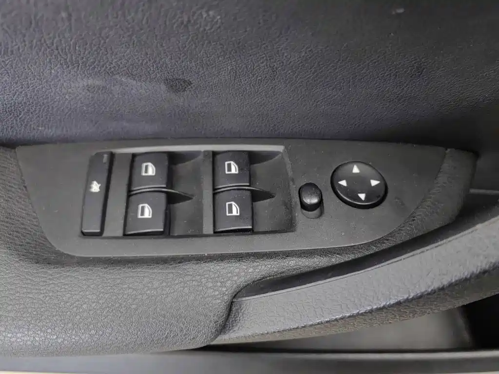 BMW X1 2013 2013 sDrive18i Fashion