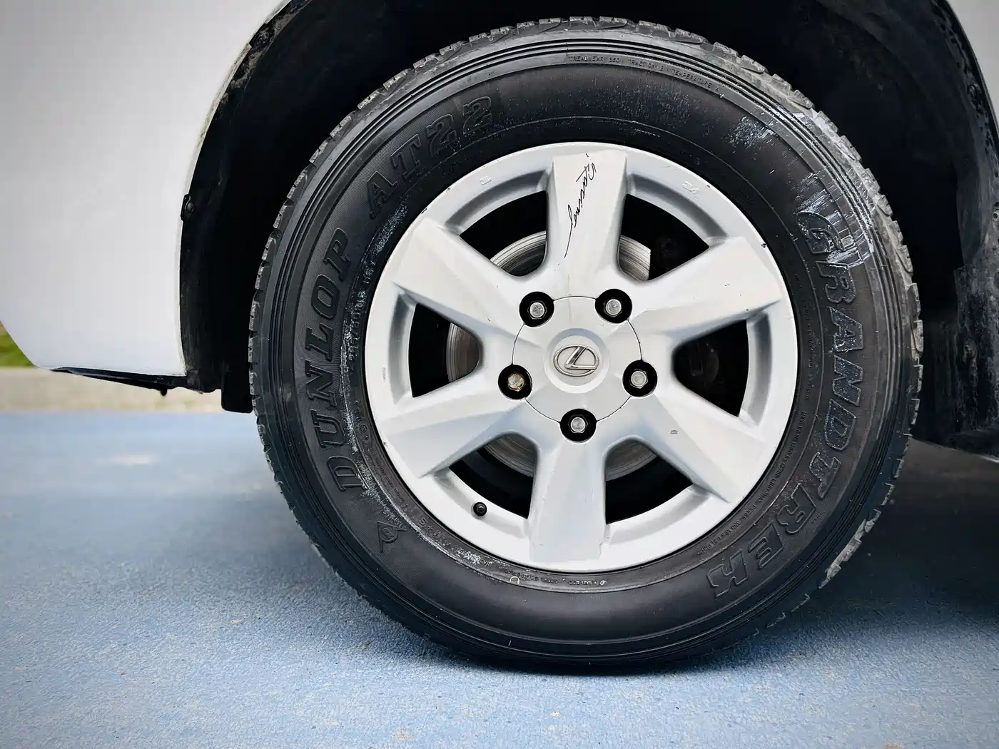 Lexus LX 2010 2009 570