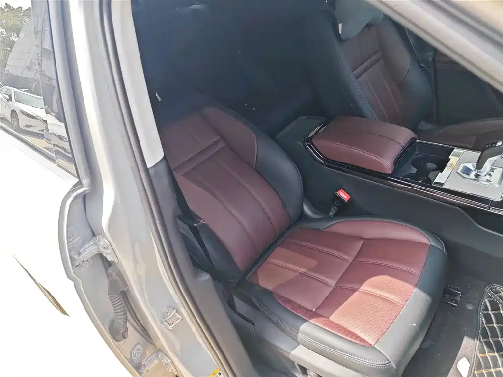 Land Rover Range Rover Evoque 2022 Range Rover Evoque L 249PS R-Dynamic Luxury Edition фото 20