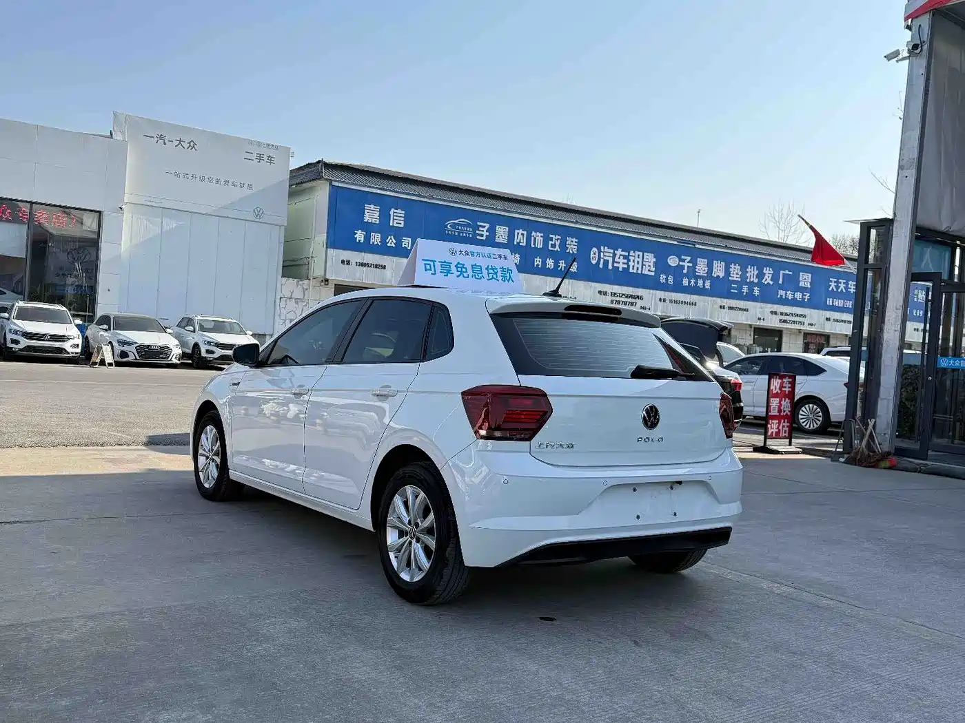 Volkswagen Polo 2021 Plus 1.5L Automatic Colorful Tech Edition фото 8