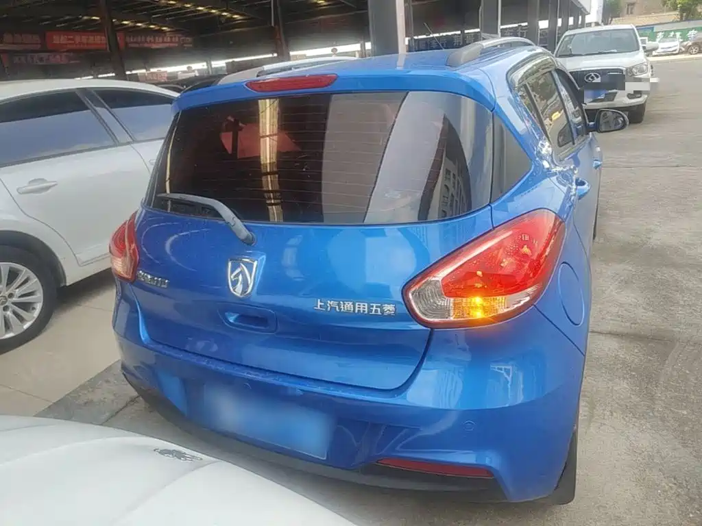 Фото 6 - Baojun 310