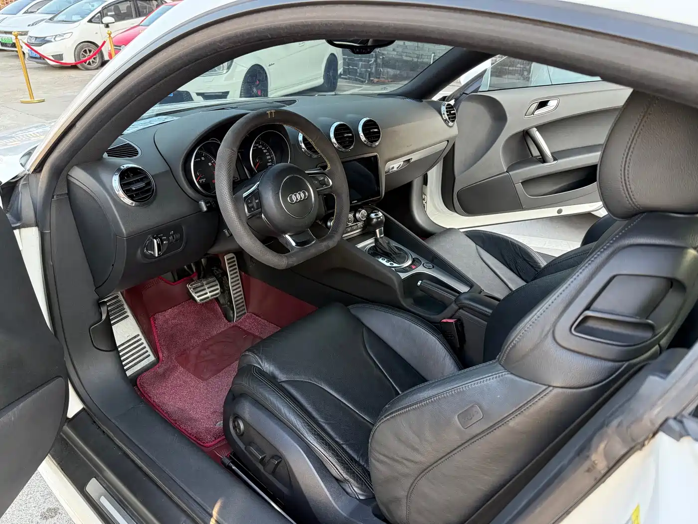 Audi TT 2014 TT Coupe 45 TFSI Premium Edition фото 8