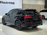 Фото 5 - Audi Q7