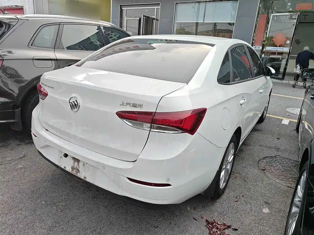 Buick Excelle 2021 Facelift Exemplar 1.5L Auto Progressive фото 5
