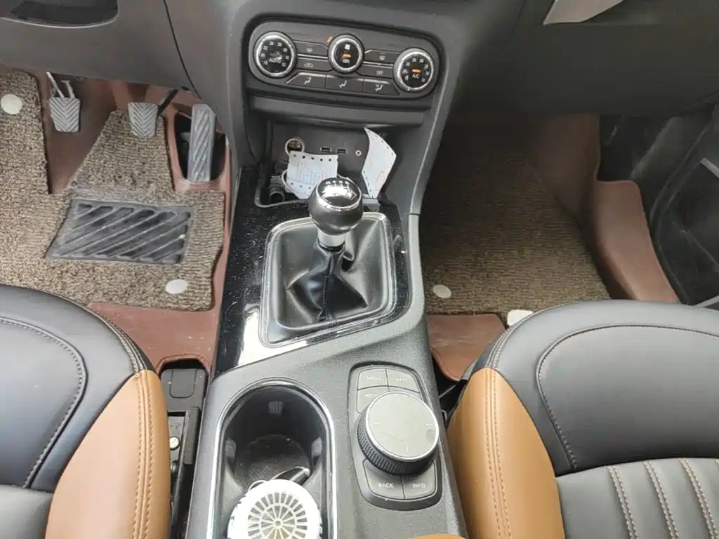 Soueast DX7 2016 2015 1.5T Manual Luxury