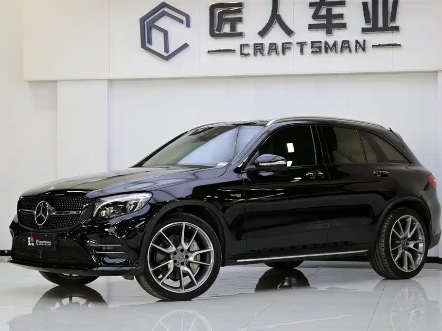 Mercedes-Benz GLC AMG 2017 AMG GLC 43 4MATIC фото 3