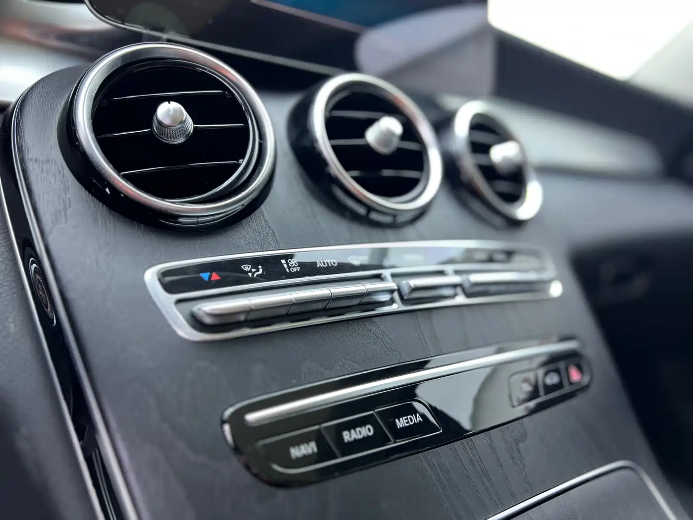 Mercedes-Benz C-Class 2020 Facelift C 260 L Sport фото 5