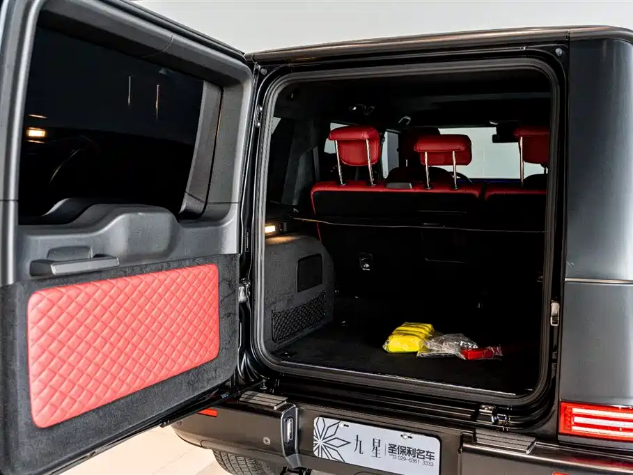 Mercedes-Benz G-Class 2024 G 500 фото 19