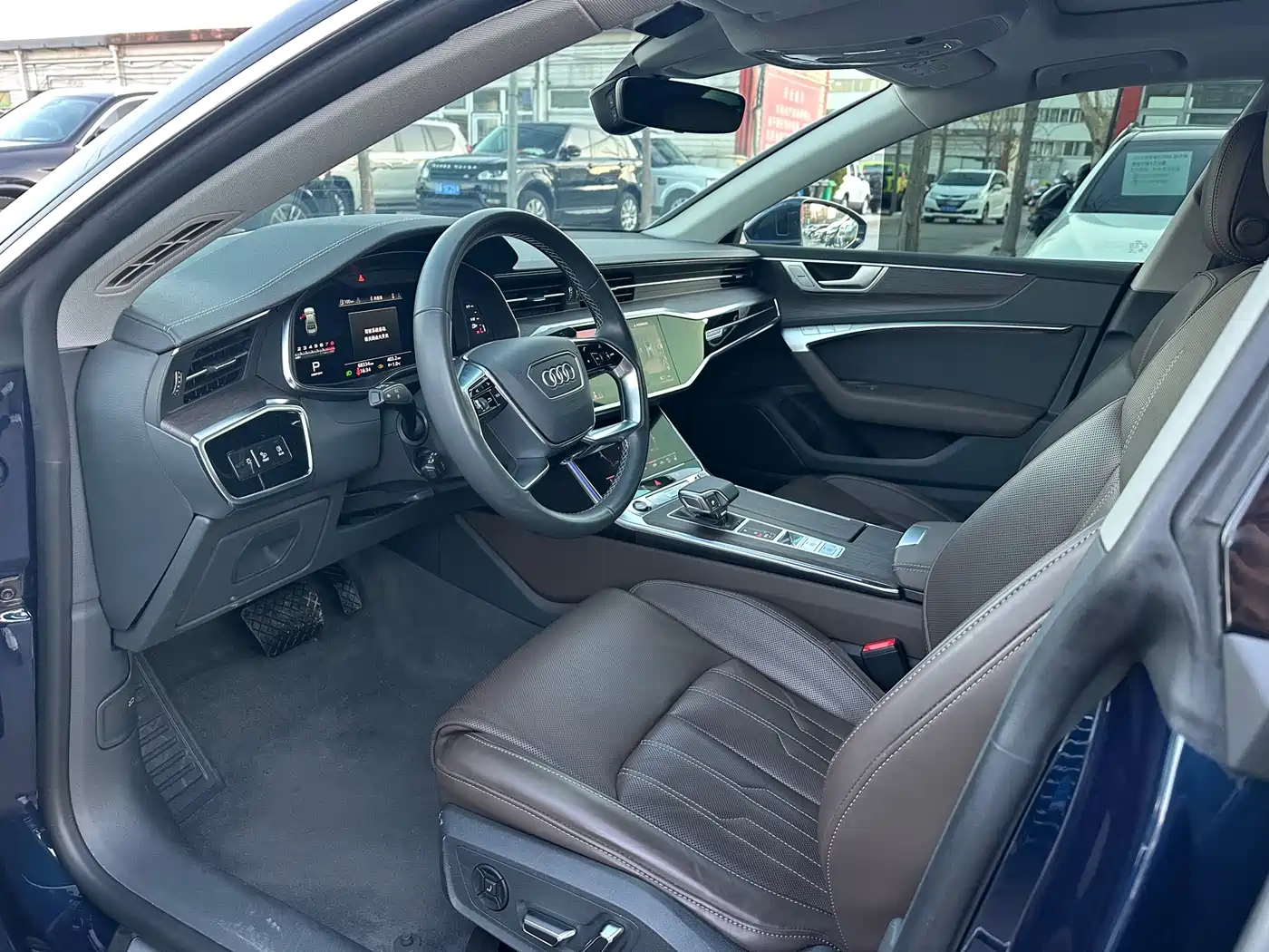 Audi A7L 2022 55 TFSI quattro S-line Horizon Edition Crystal Flow Package фото 4