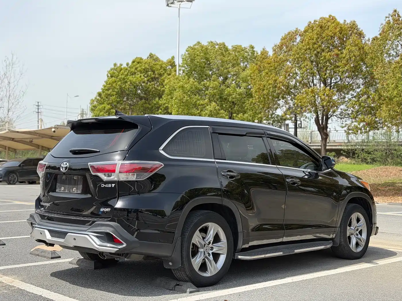 Toyota Highlander 2015 2.0T FWD Luxury Edition 7-seater фото 7