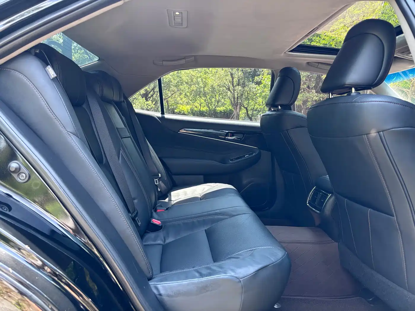 Toyota Crown 2019 2018 2.0T Fashion Edition