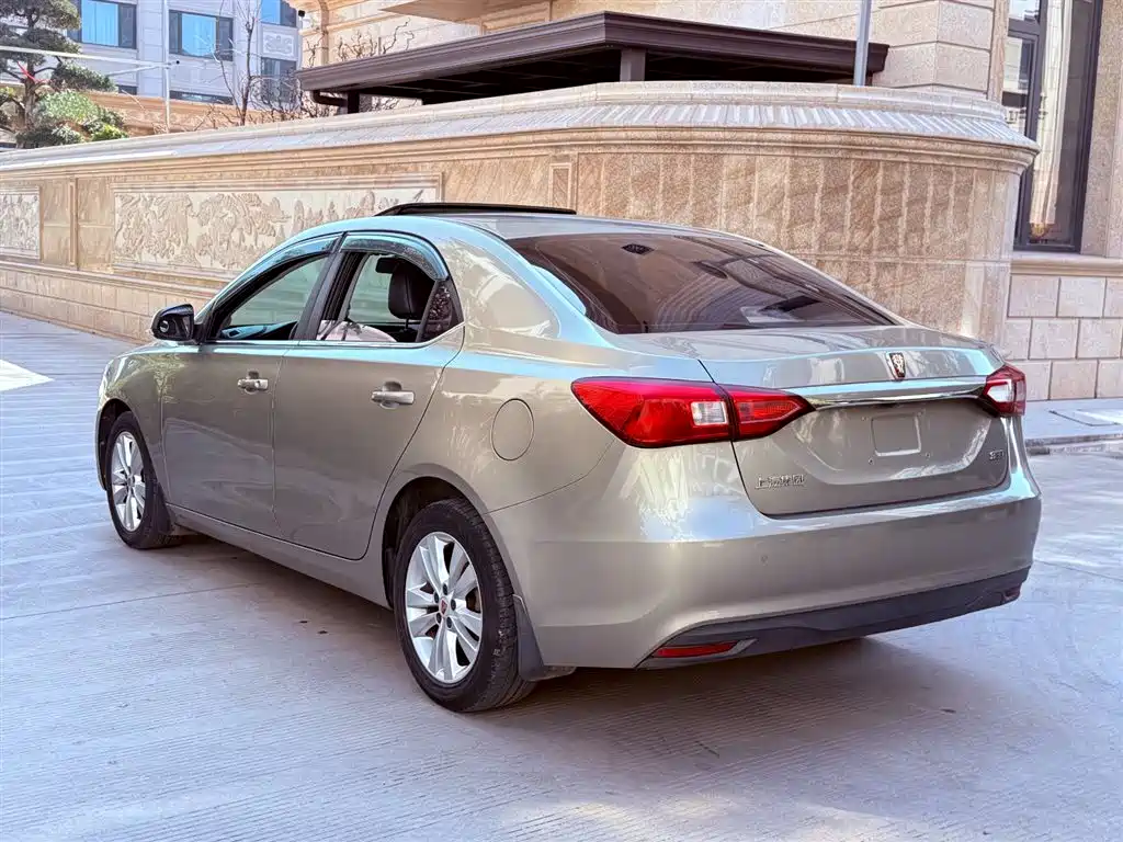 Roewe 360 2017 2015 1.5L Automatic Luxury