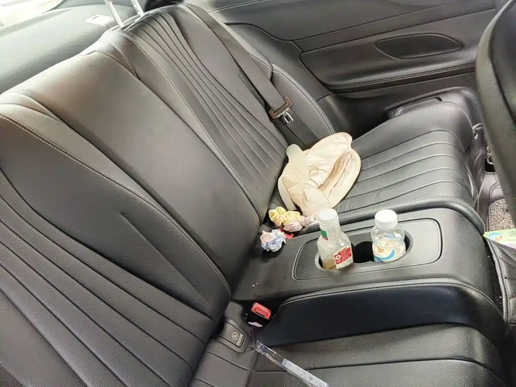 Mercedes-Benz E-Class, миниатюра 11