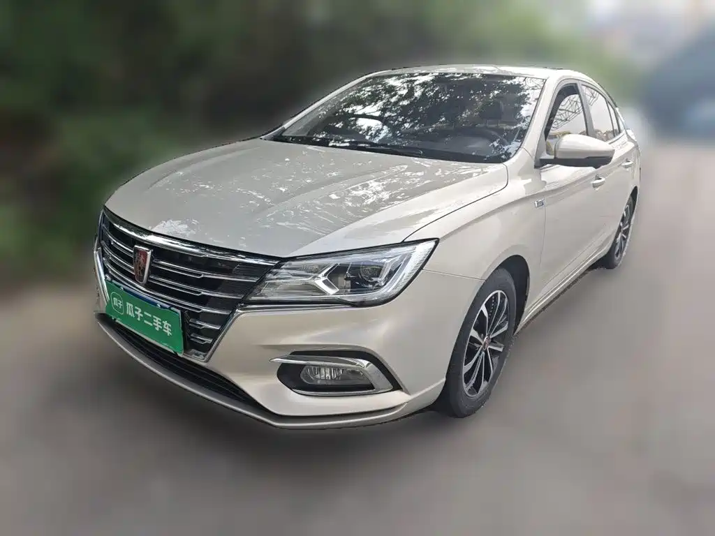 Фото 1 - Roewe i5