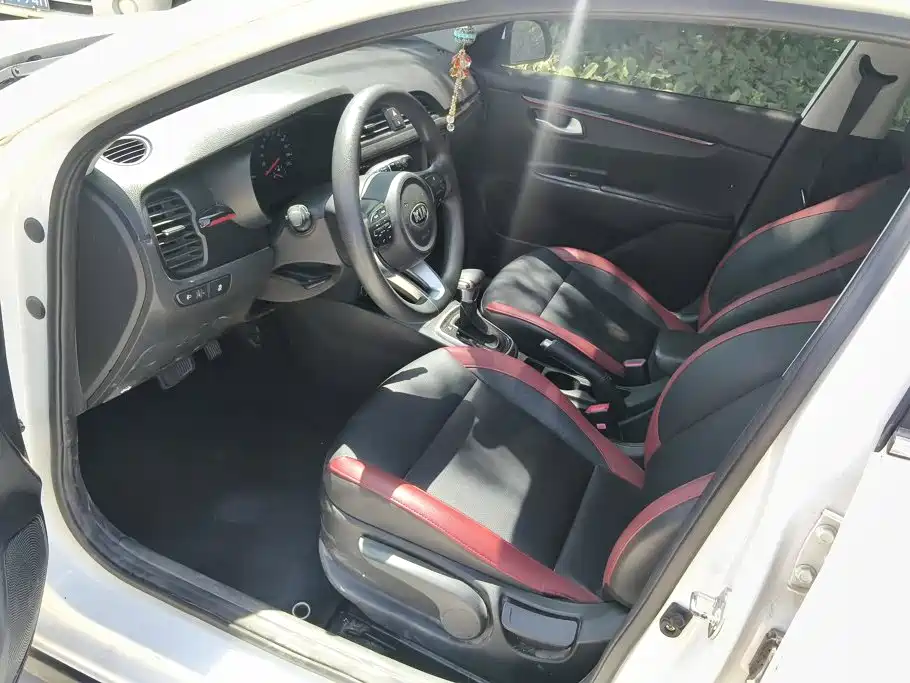 Kia KX CROSS 2019 2017 1.4L AT GLS