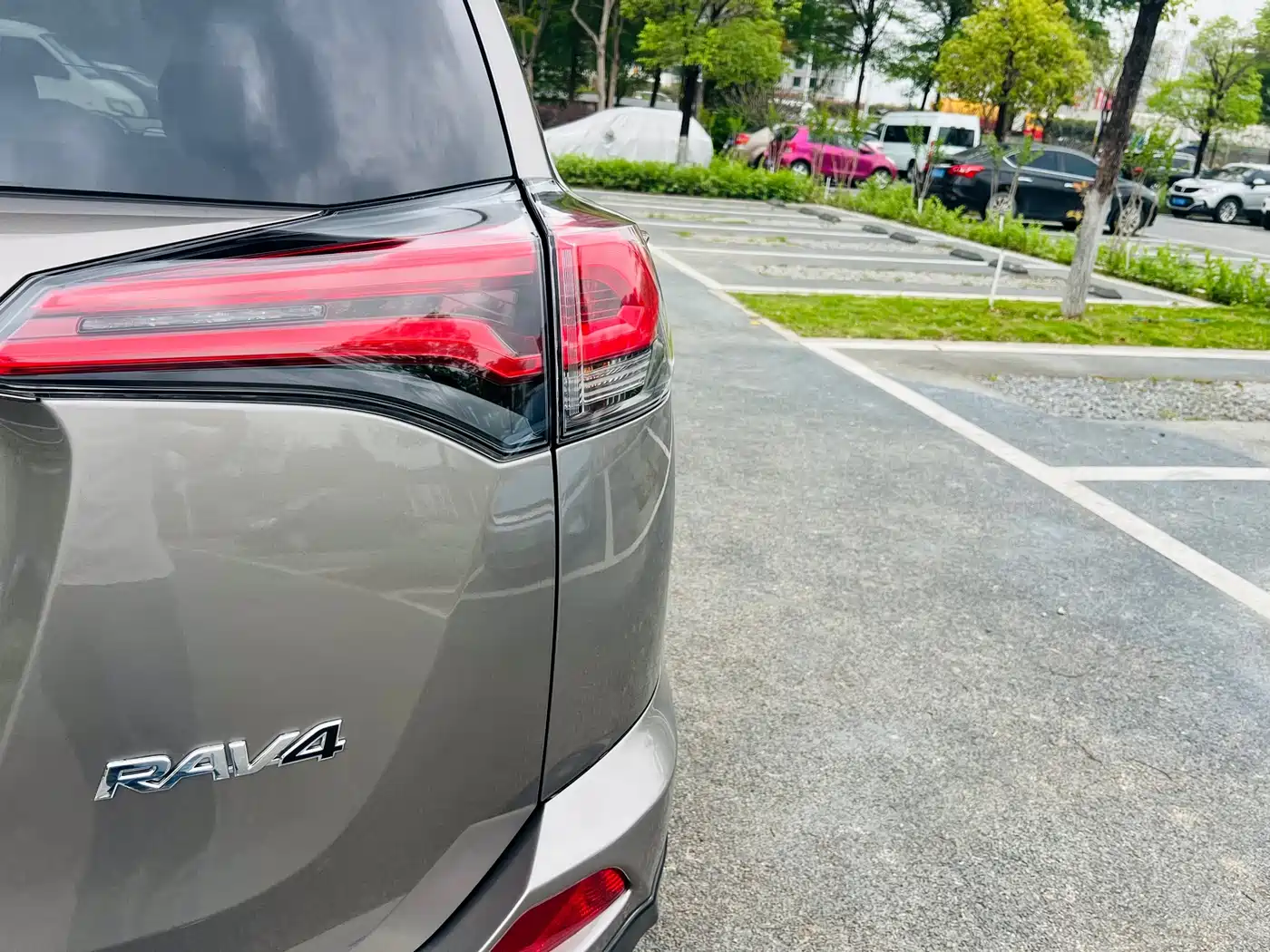Toyota RAV4 Rongfang 2019 2.0L CVT 2WD Trend Edition China VI фото 9