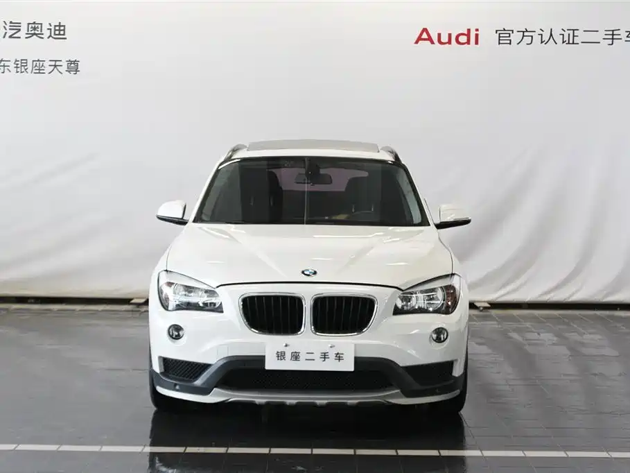 Photo 2 - BMW X1