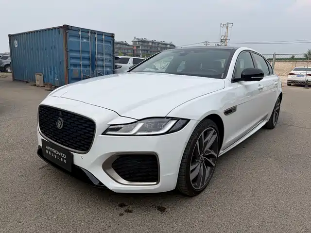 Jaguar XFL 2024 2.0T P300 AWD Flagship Sport Gilded Edition
