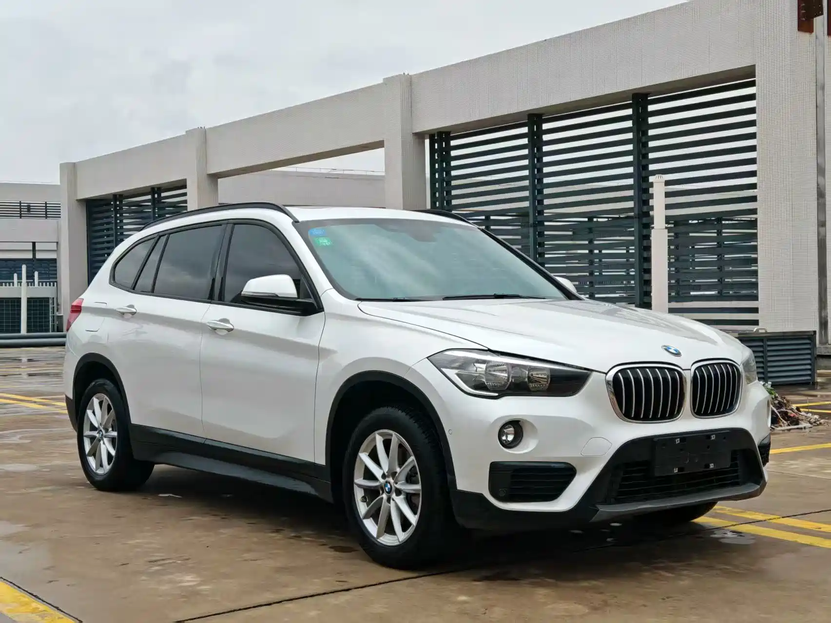 Фото 3 - BMW X1