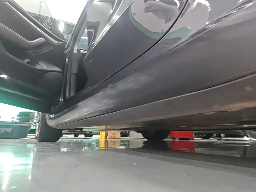 Фото 22 - Tesla Model 3