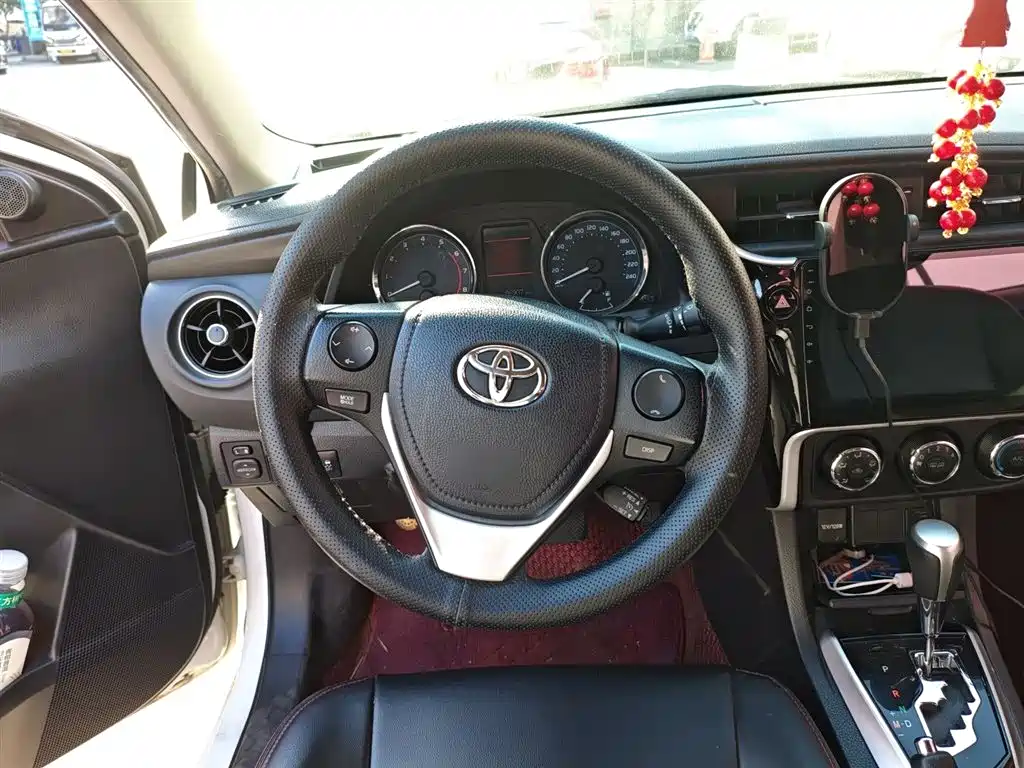 Toyota Corolla 2018 1.2T S-CVT GL-i Smart Shine Edition фото 7
