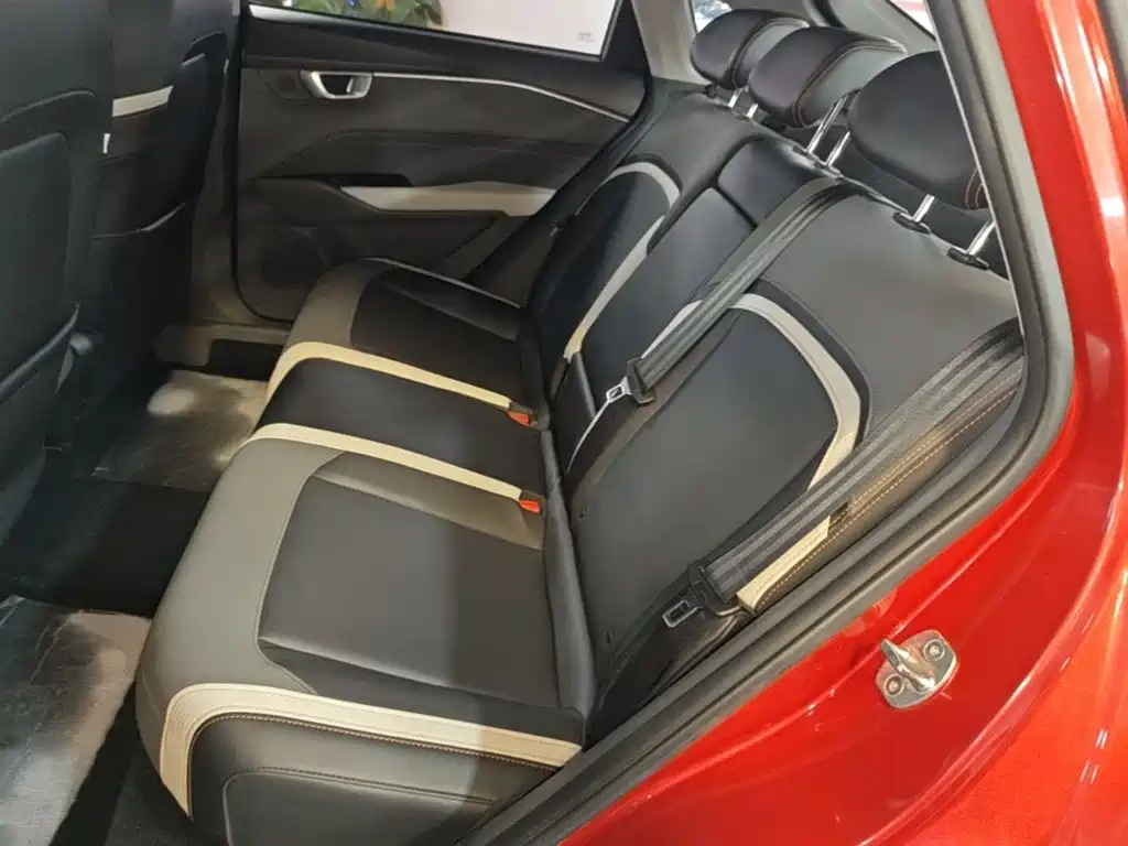 Baojun RC-6 2019 2019 1.5T CVT 24-hour Online Flagship