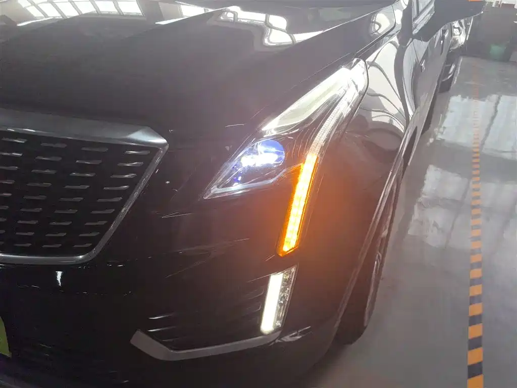 Cadillac XT5 2020 28T Luxury Model фото 24