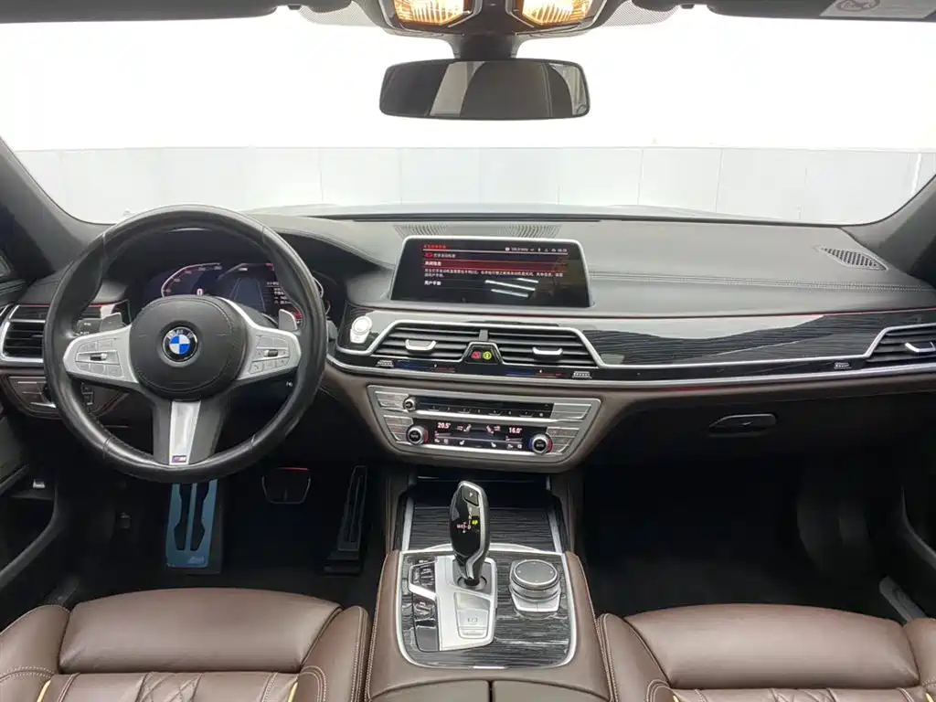 BMW 7 Series 2021 Model 730Li M Sport Package фото 13