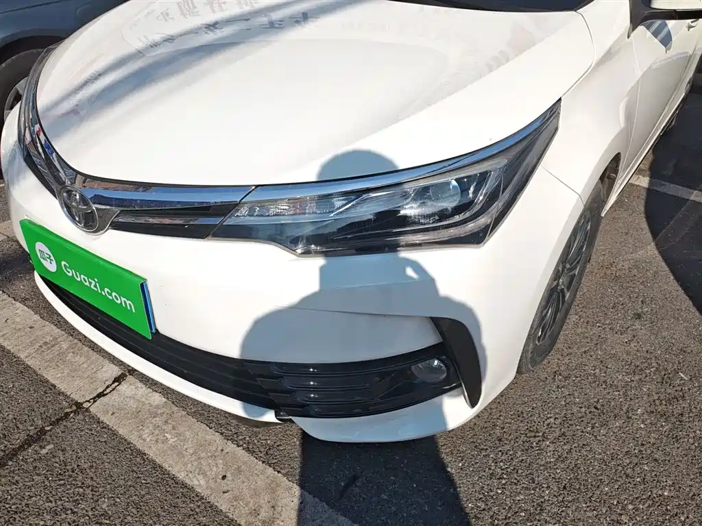 Toyota Corolla 2018 1.2T S-CVT GL-i Smart Shine Edition фото 18