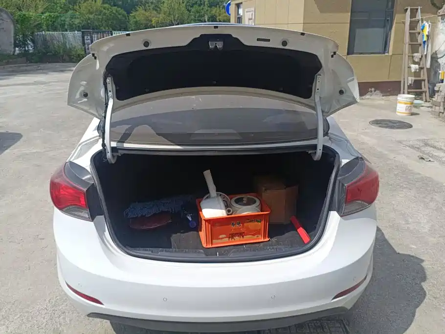 Hyundai Langdong 2017 2016 1.6L Automatic Premium Edition
