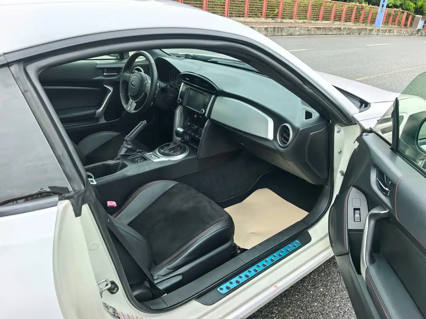 Фото 9 - Subaru BRZ