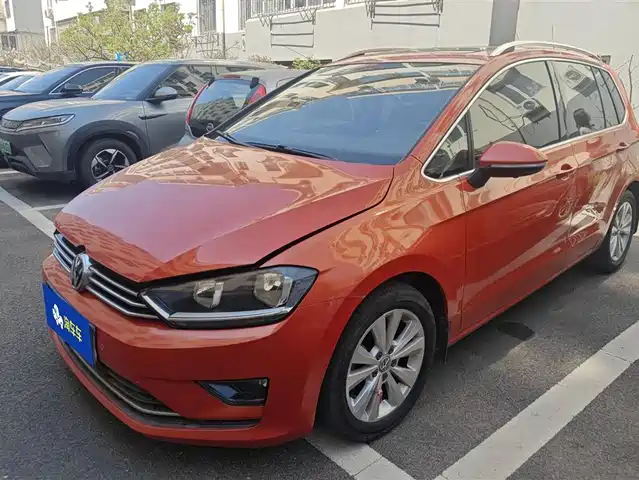 VOLKSWAGEN GOLF*JIAYU
