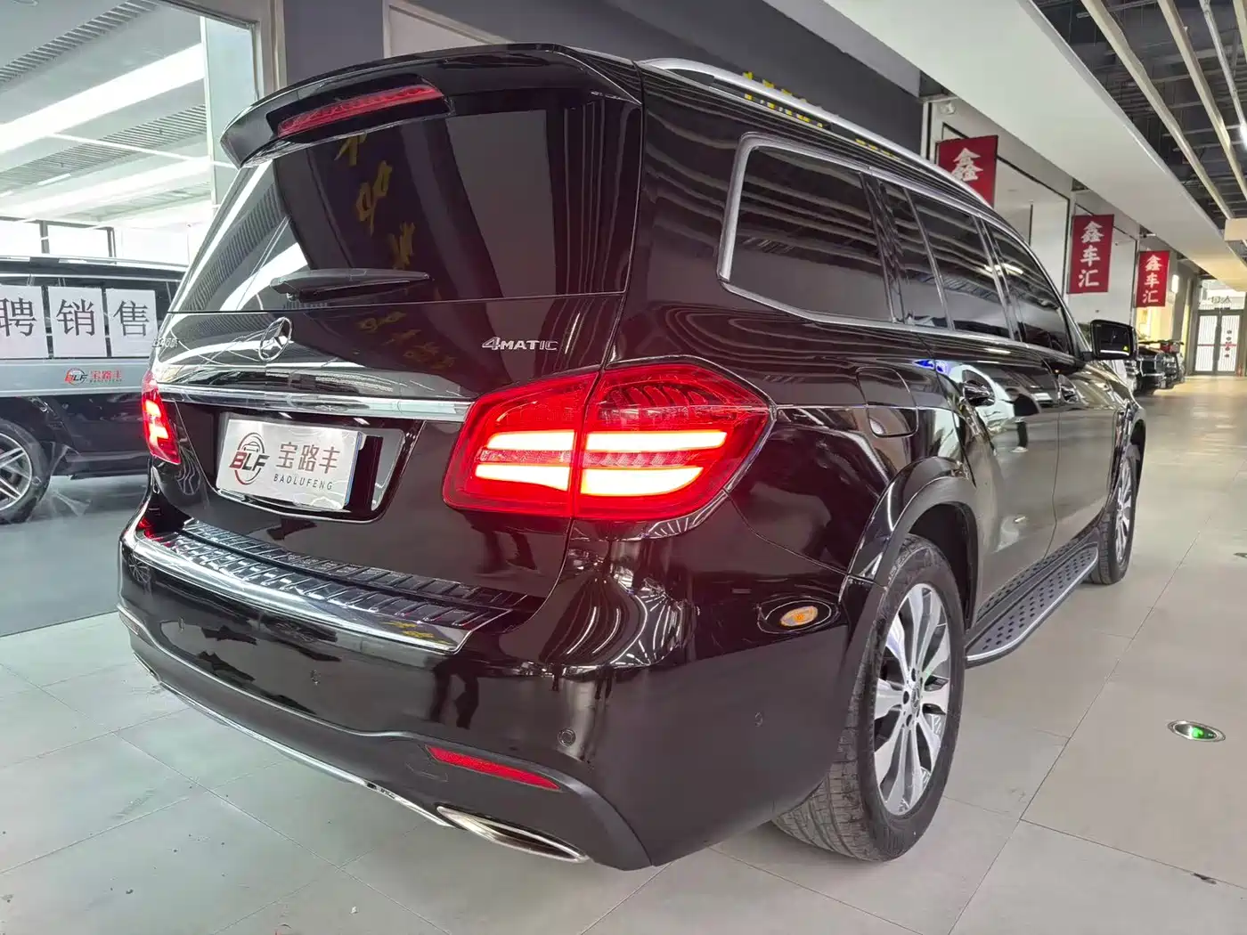 Mercedes-Benz GLS 2019 GLS 400 4MATIC Dynamic Collector's Edition фото 16