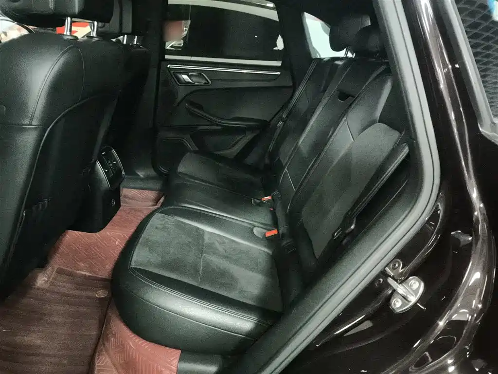 Porsche Macan 2017 Macan 2.0T фото 13