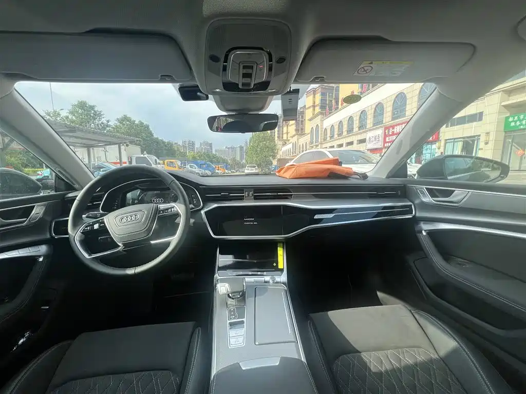 2026 Audi A7L