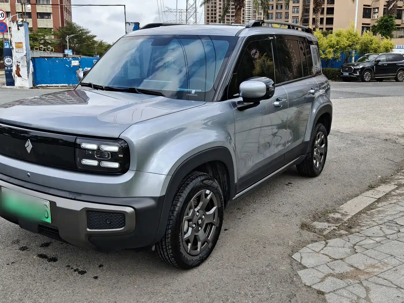 BAOJUN YUE ALSO PLUS