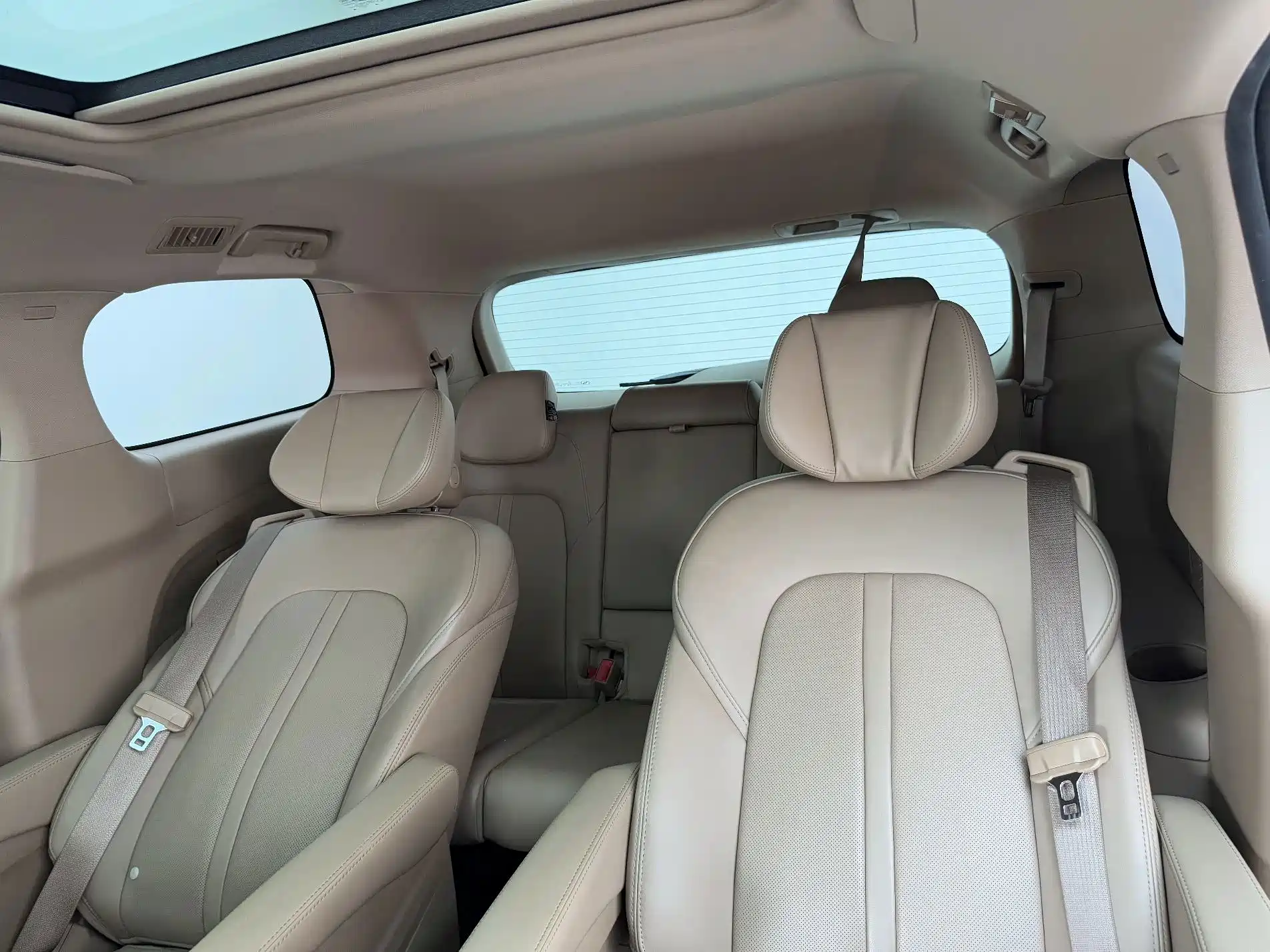 صورة 10 - Buick GL8