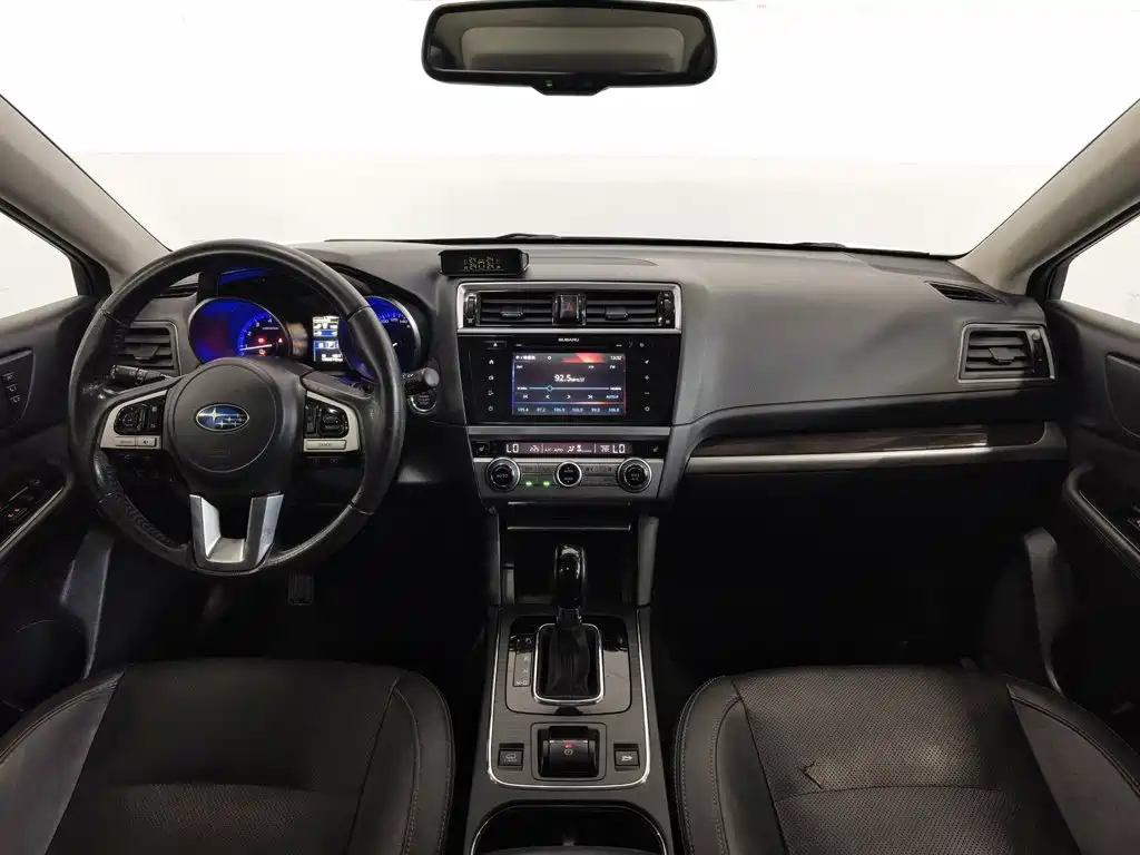 Фото 5 - Subaru Outback