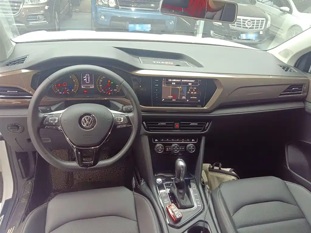 Volkswagen Tharu 2020 Model 280TSI 2WD Luxury Plus China VI фото 10