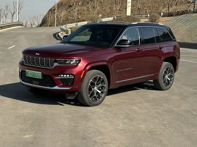 jeep grand-cherokee-4xe