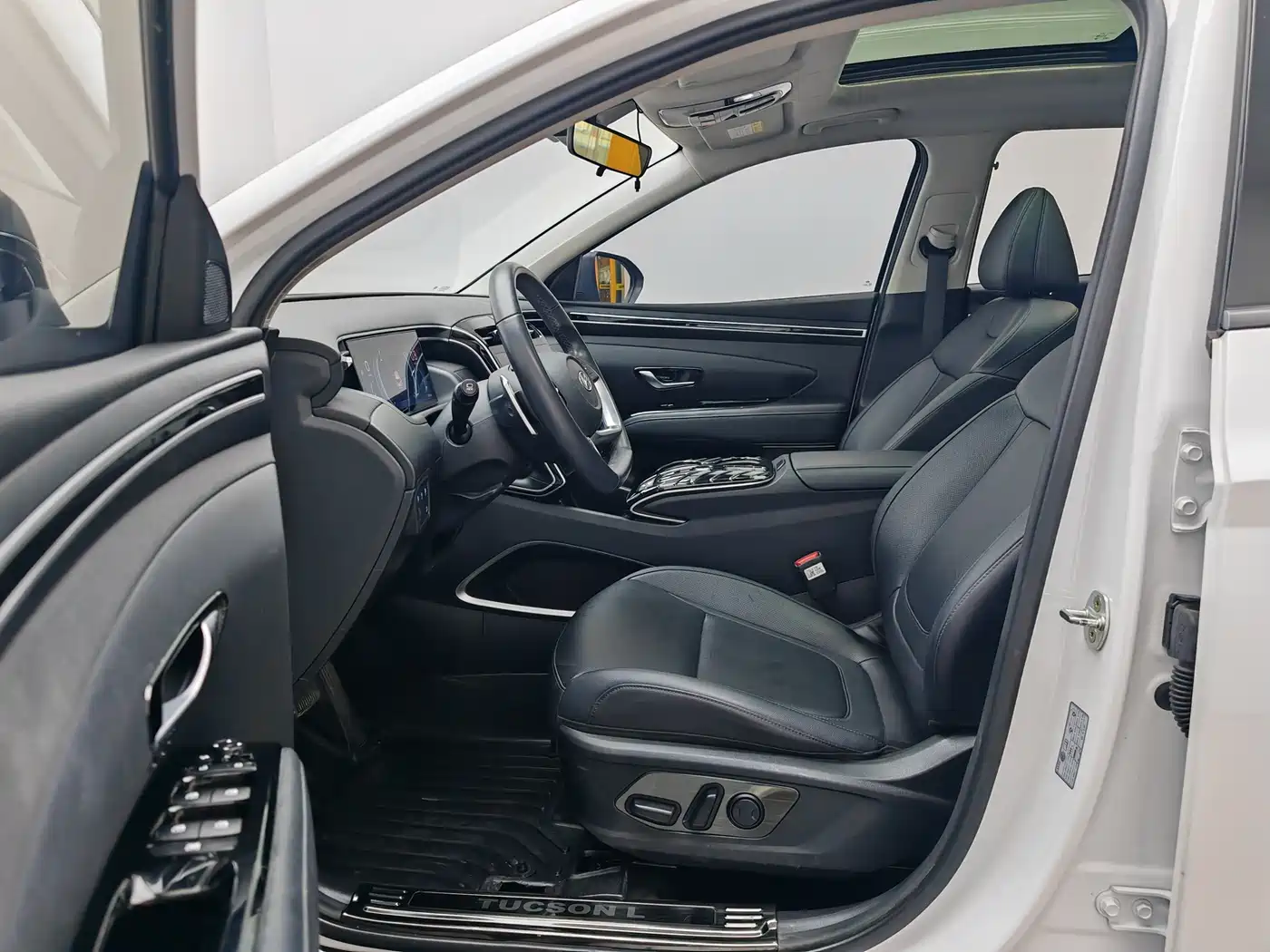 Hyundai Tucson 2021 Tucson L 1.5T DCT LUX Premium фото 13