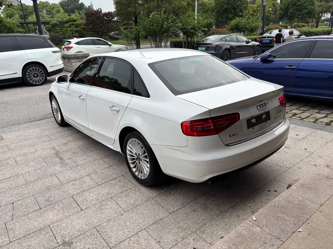 Audi A4L 2016 35 TFSI Collector's Edition Automatic Standard фото 19