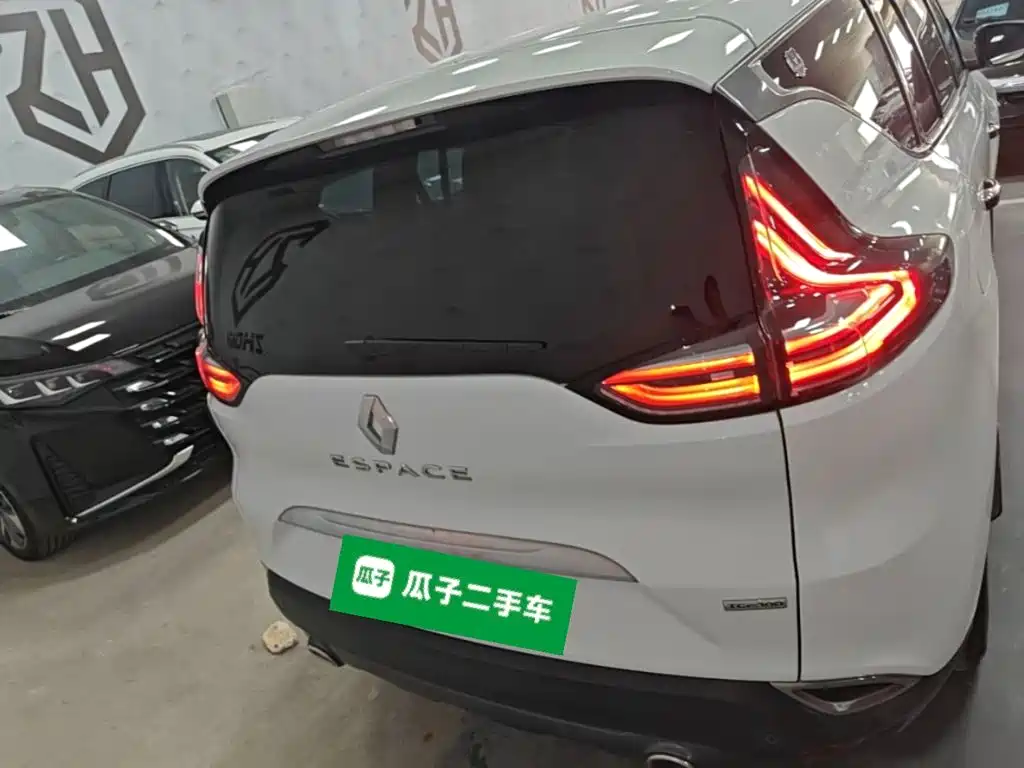 Renault Espace Classic 2020 2018 TCe 300 Comfort