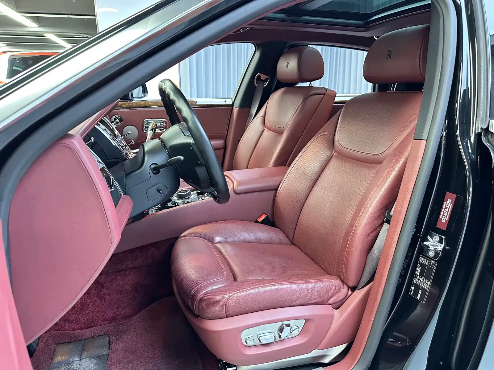 Фото 8 - Rolls-Royce Ghost