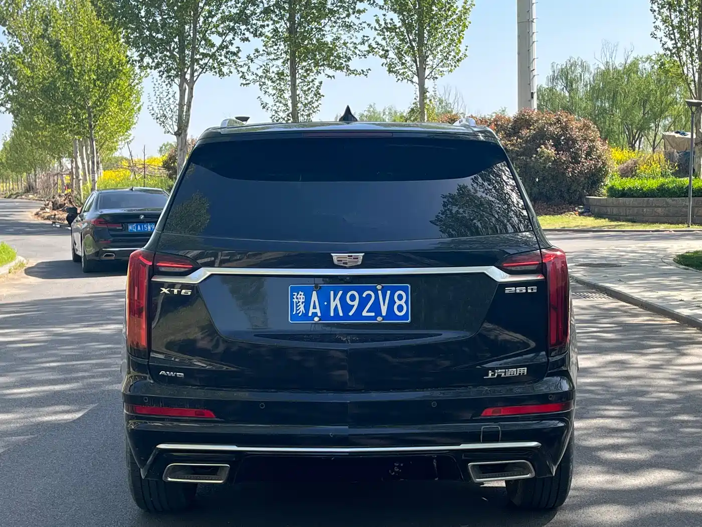CADILLAC XT6